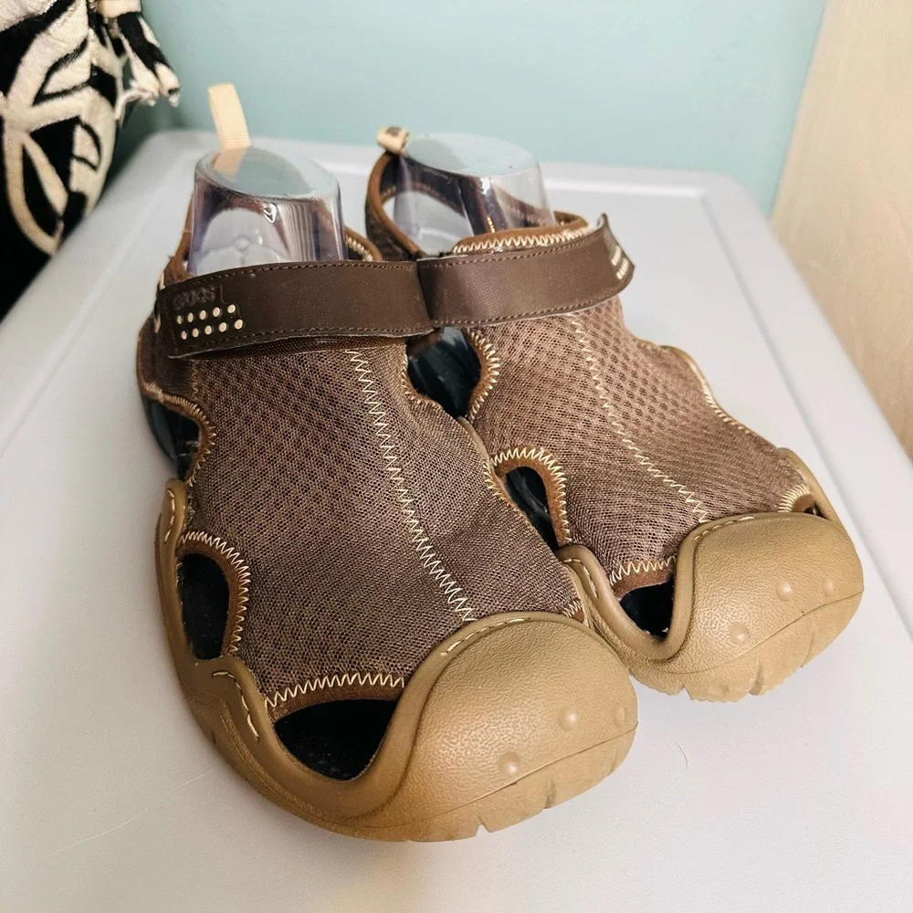 CROCS stylish sandals